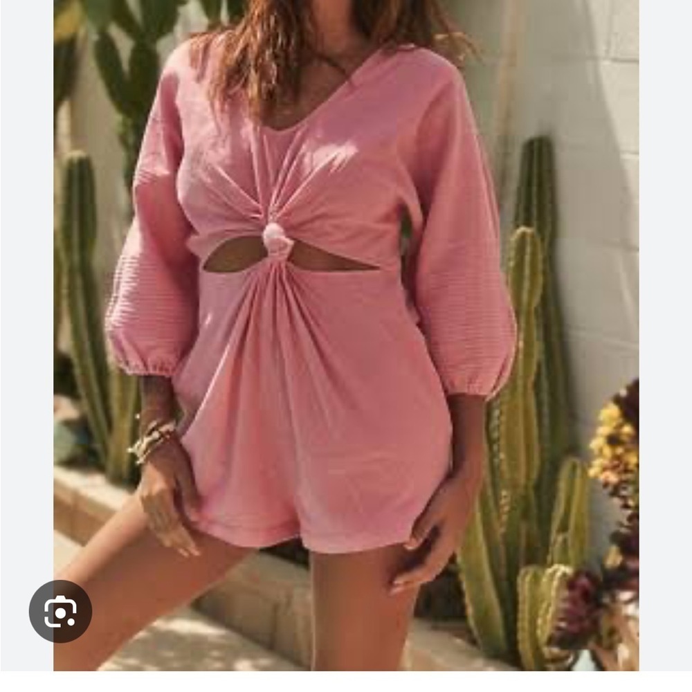 Free People “Endless Summer Knotty But Nice” Romper Barbie Pink Feminine SZ XS
